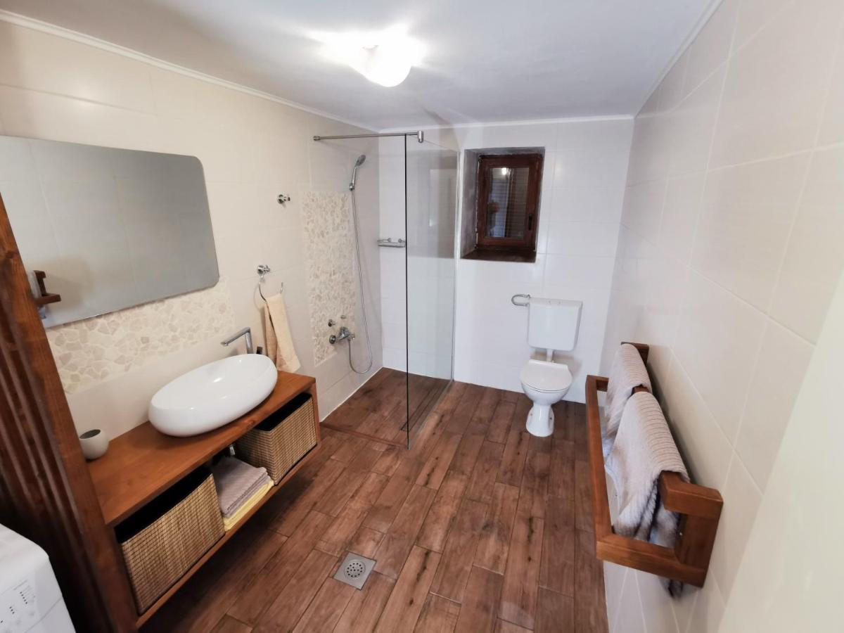 Pridraga Apartments Malic מראה חיצוני תמונה