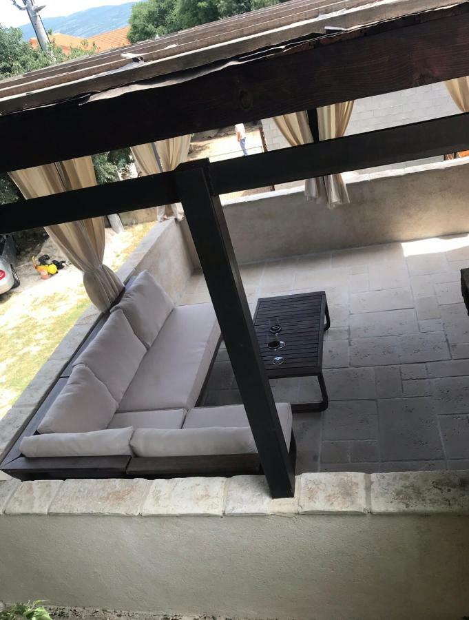 Pridraga Apartments Malic מראה חיצוני תמונה
